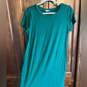 My Ellement Boutique t-shirt shift dress. HOC Autumn